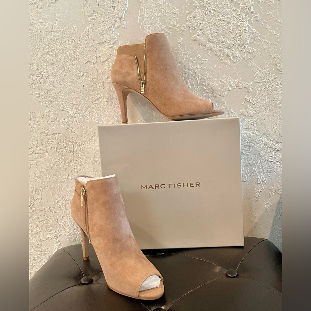 New “Marc Fisher” Ankle Booties size 8M
